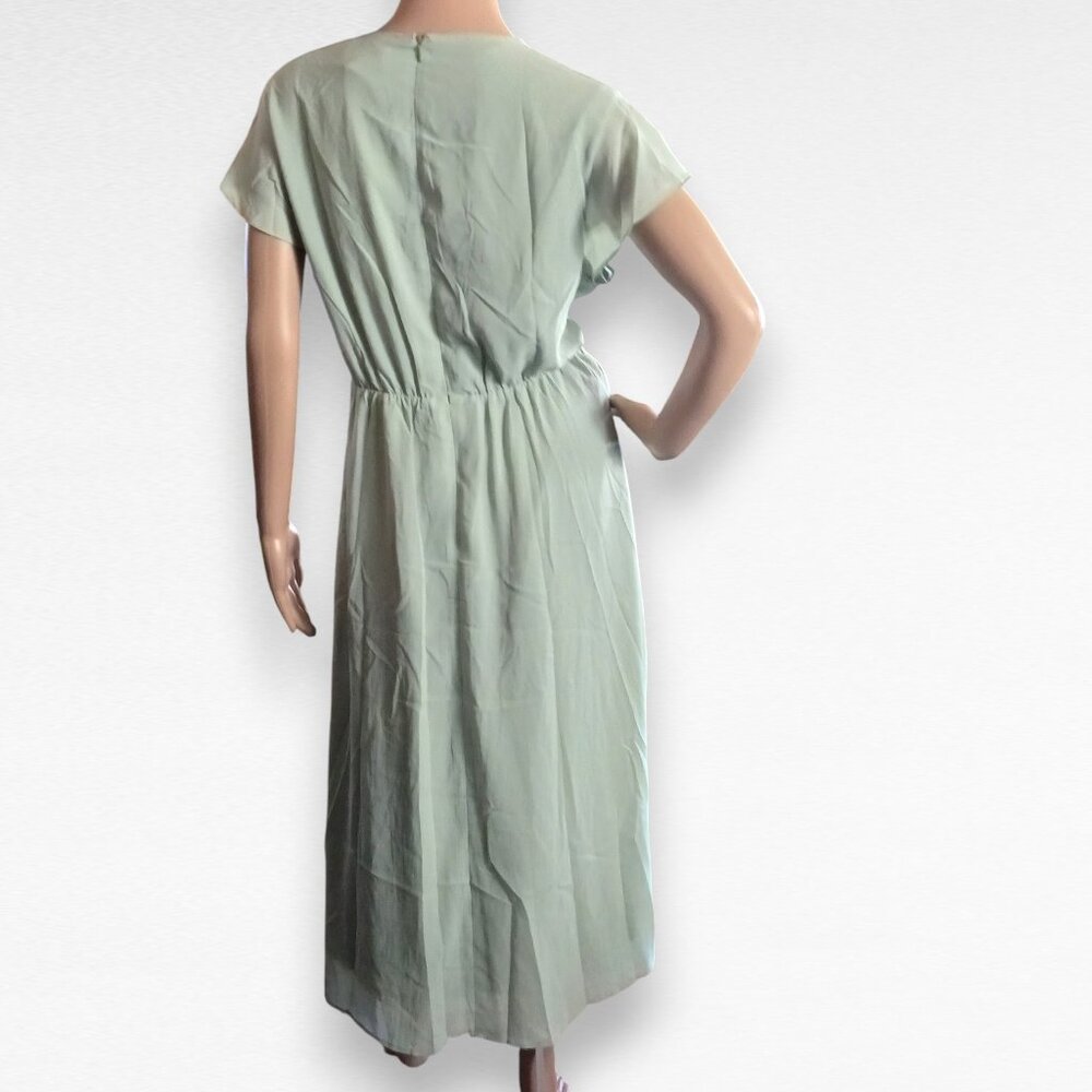NWT Light Green Dress - Picture 3 of 9
